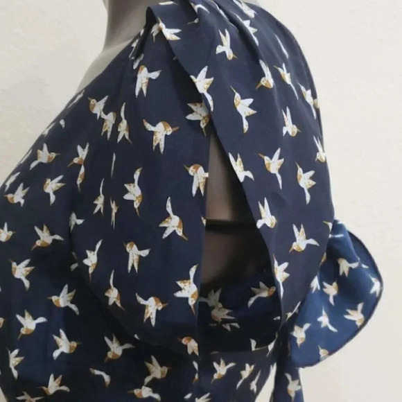 Aijek Bird Print Open Back Romper - Picture 7 of 11